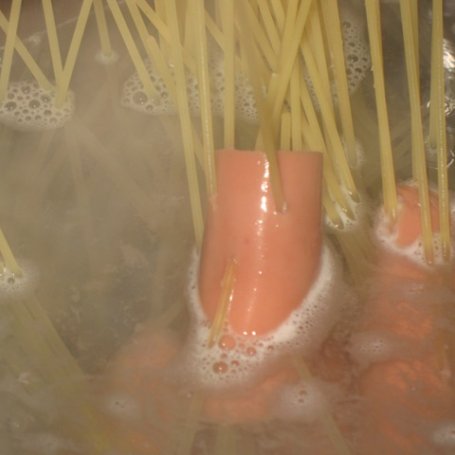 Krok 3 - Ośmiorniczki spaghetti z sosem warzywnym foto