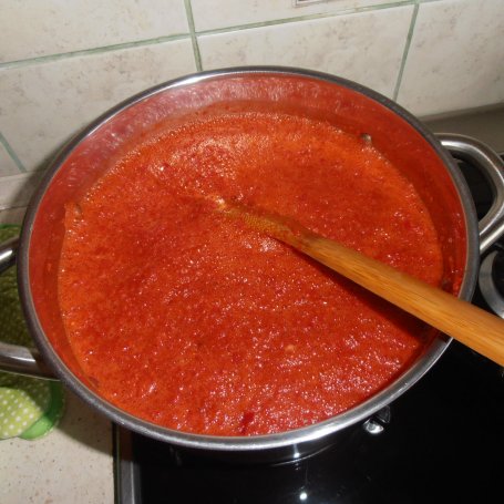 Krok 3 - Ostry domowy ketchup z papryki i chili foto