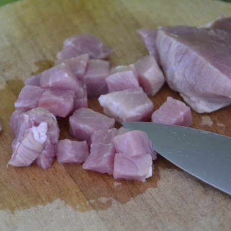Krok 1 - Ostry gulasz wieprzowy foto
