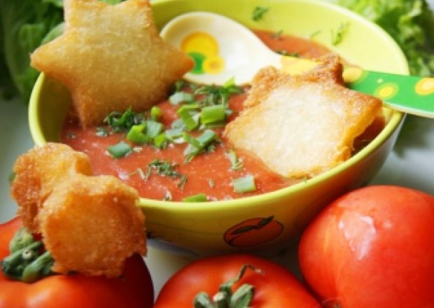 Fotografia przedstawiająca Ostry mus pomidorowy z grzankami