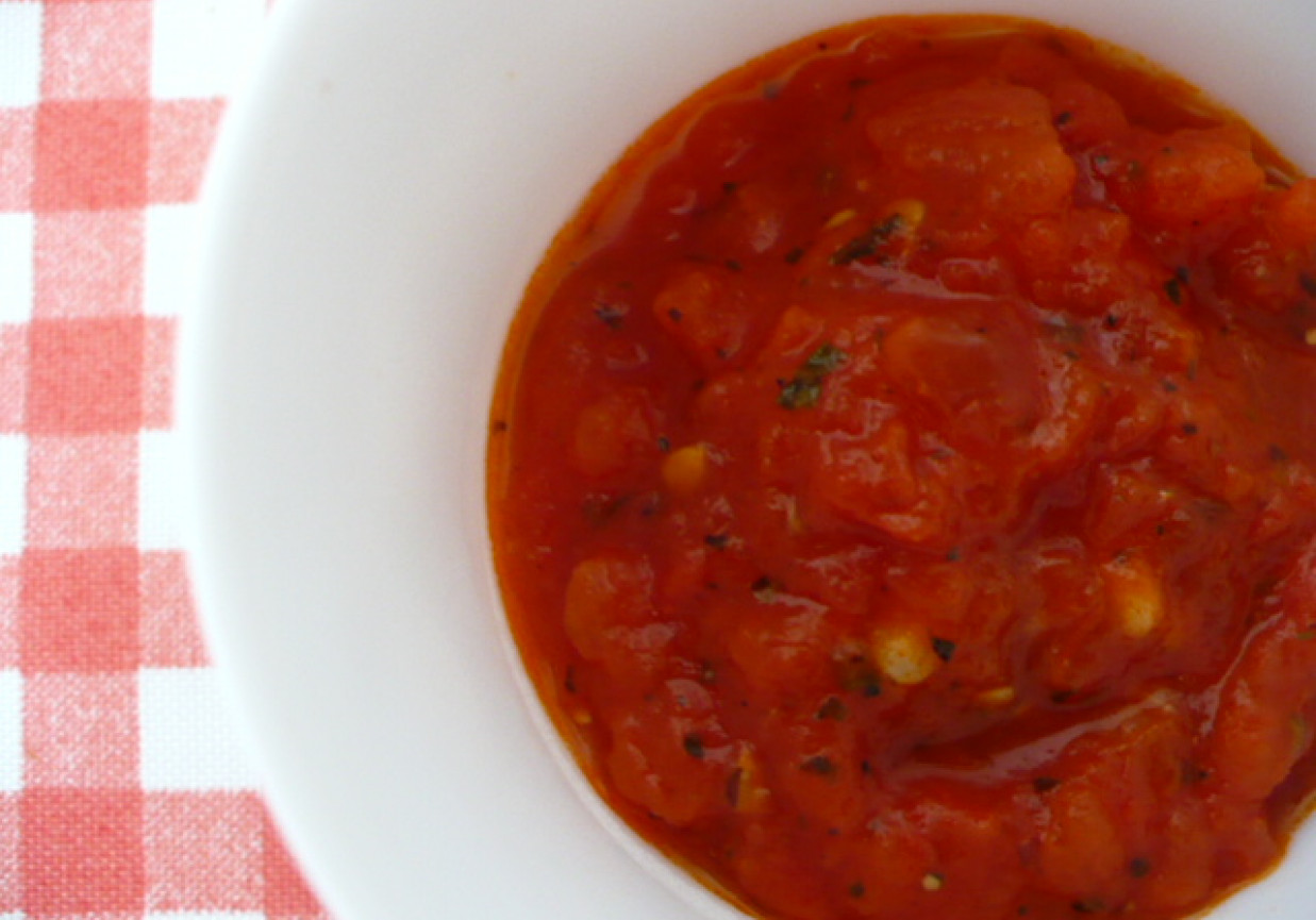 Ostry sos pomidorowy foto