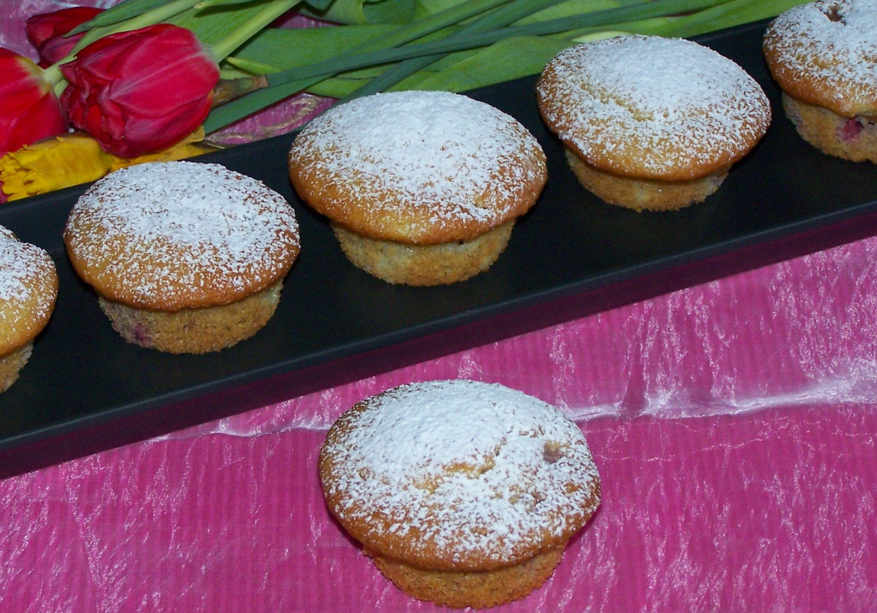 Owocowe muffinki, czyli do kawy idealna łakoć :) foto