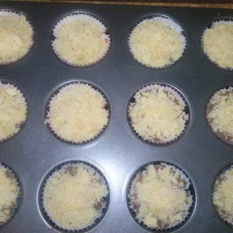 Krok 5 - Owocowe muffinki z kruszonką foto