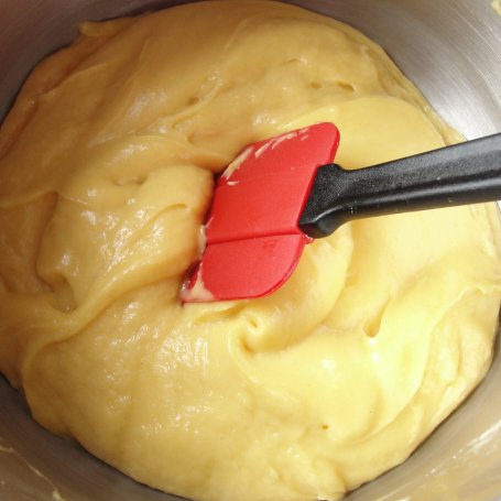 Krok 1 - Pączki hiszpańskie z lukrem foto