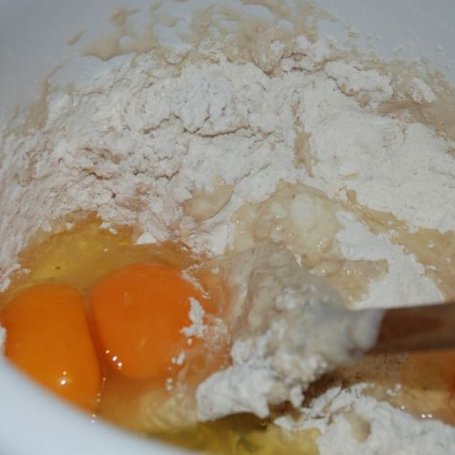 Krok 3 - Pączki pieczone z marmoladą foto