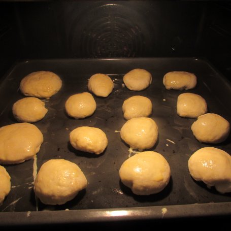 Krok 5 - Pączki pieczone foto