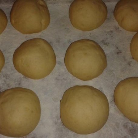 Krok 3 - Pączki z czekoladą foto