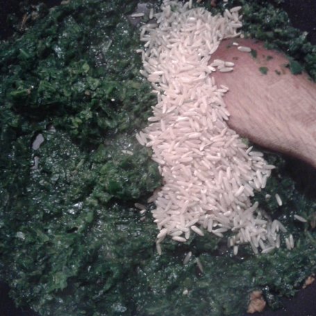 Krok 4 - Paella ze szpinakiem, papryką i rybą wersji fit foto