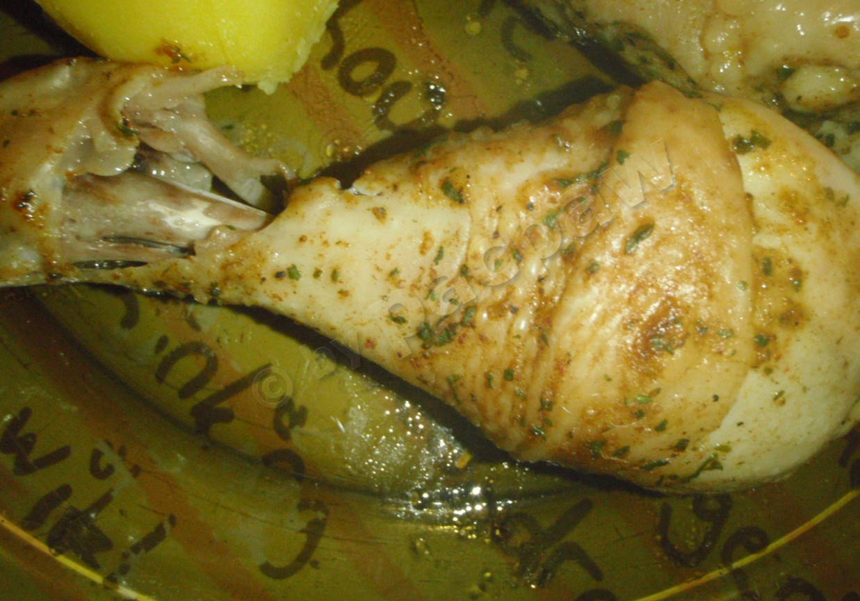 Pałki kurczaka pieczone z ziołami foto