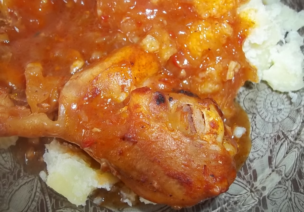 Pałki z kurczaka w cukiniowym sosie foto