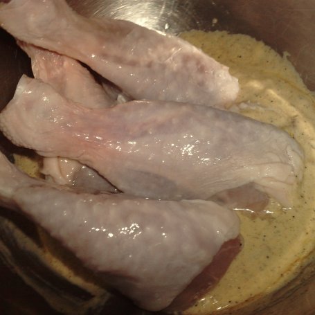 Krok 3 - Pałki z kurczaka w sosie musztardowo-jogurtowym foto