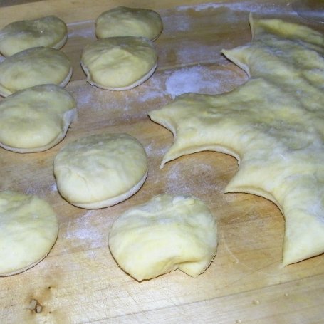 Krok 4 - Pampuchy na parze foto