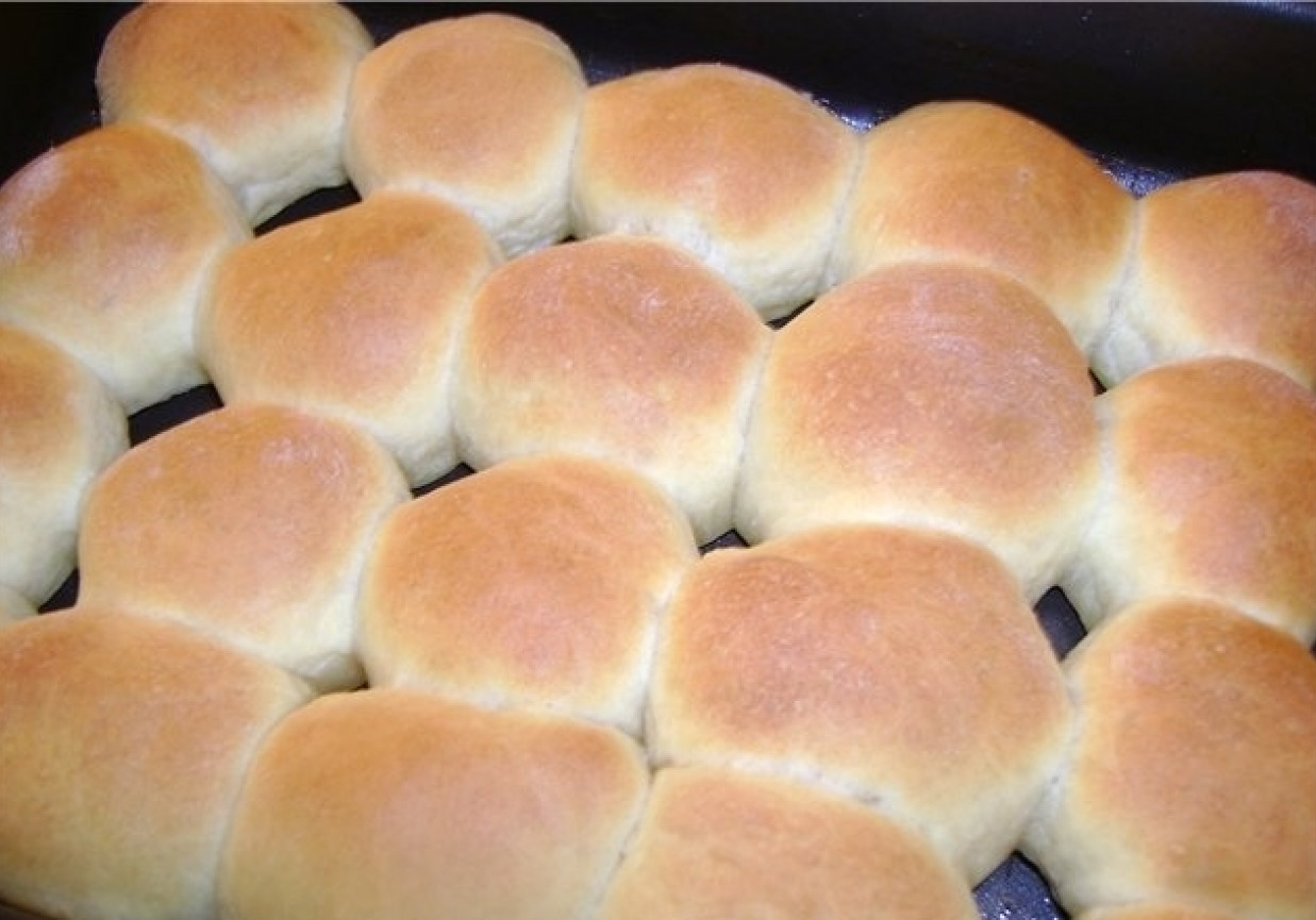 Pampuszki czosnkowe foto