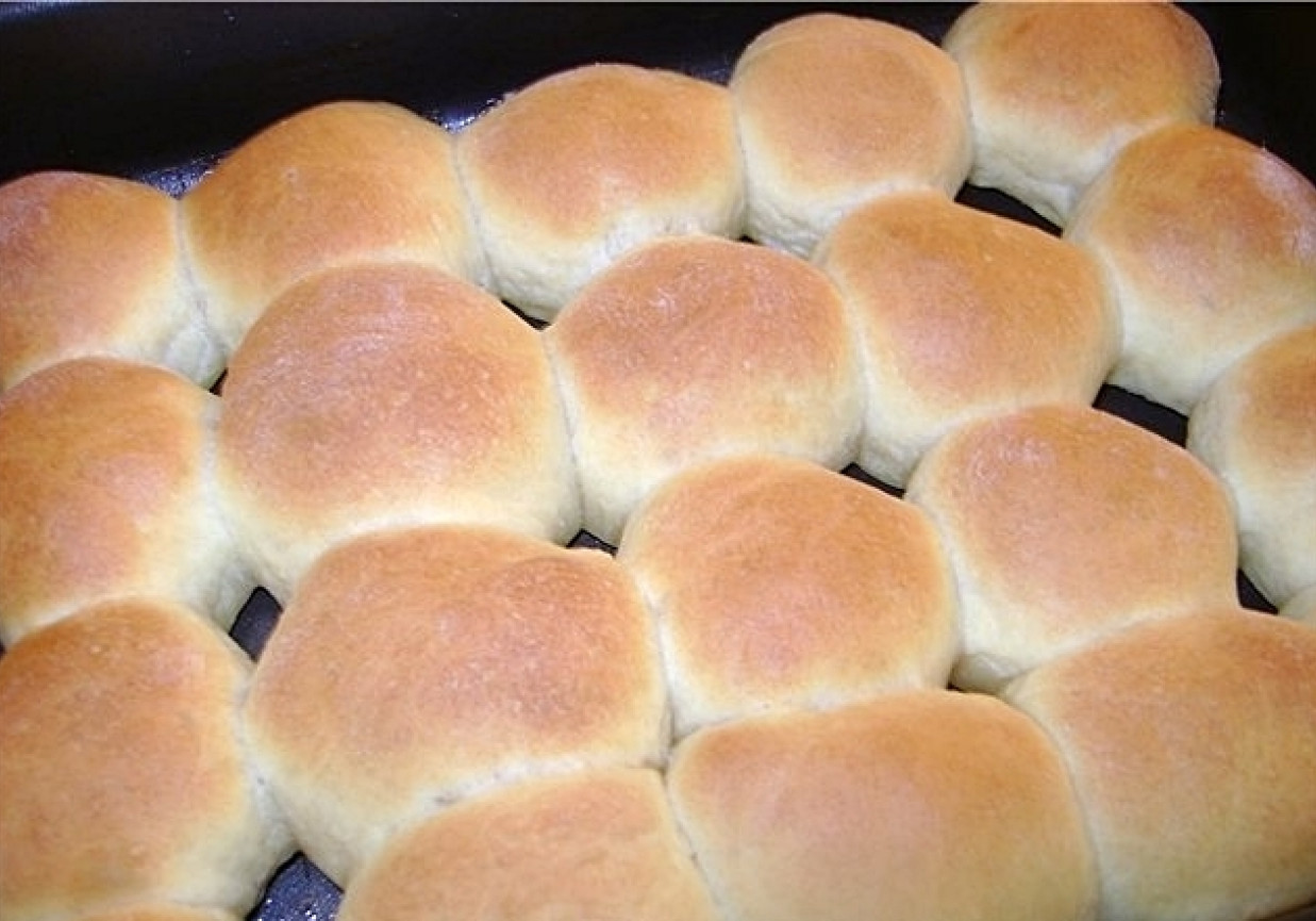 Pampuszki czosnkowe foto