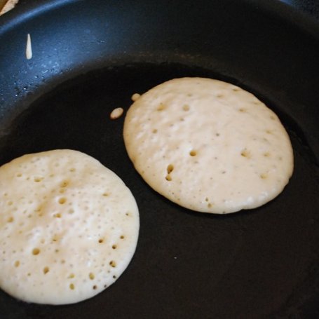 Krok 2 - Pancake z sorbetem truskawkowo-miętowym foto