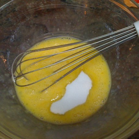 Krok 1 - Pancakes - amerykańskie naleśniki z truskawkami i malinowym sosem balsamicznym foto