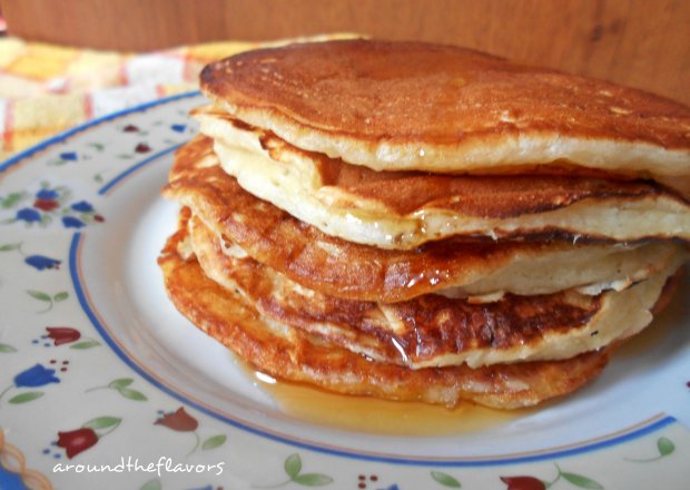 Fotografia przedstawiająca Pancakes na maślance