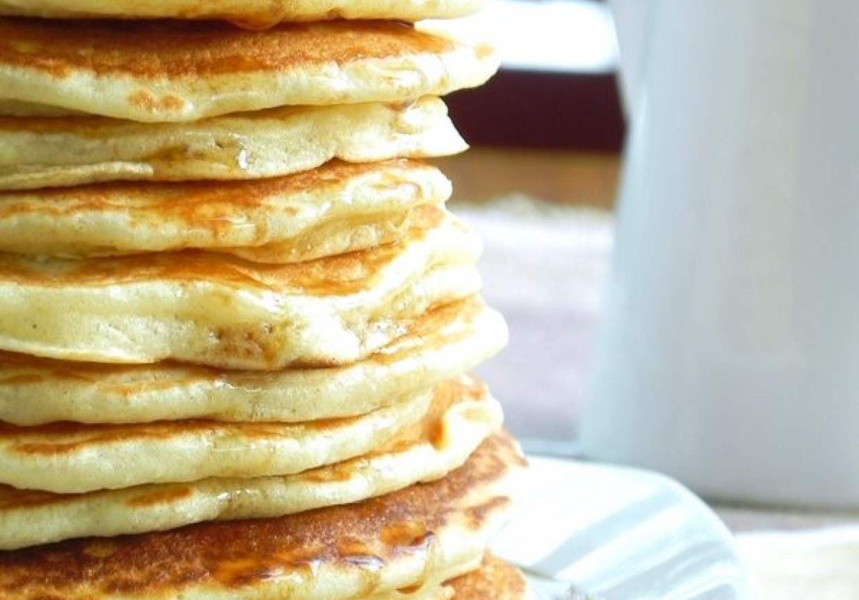 Pancakes na mleku foto