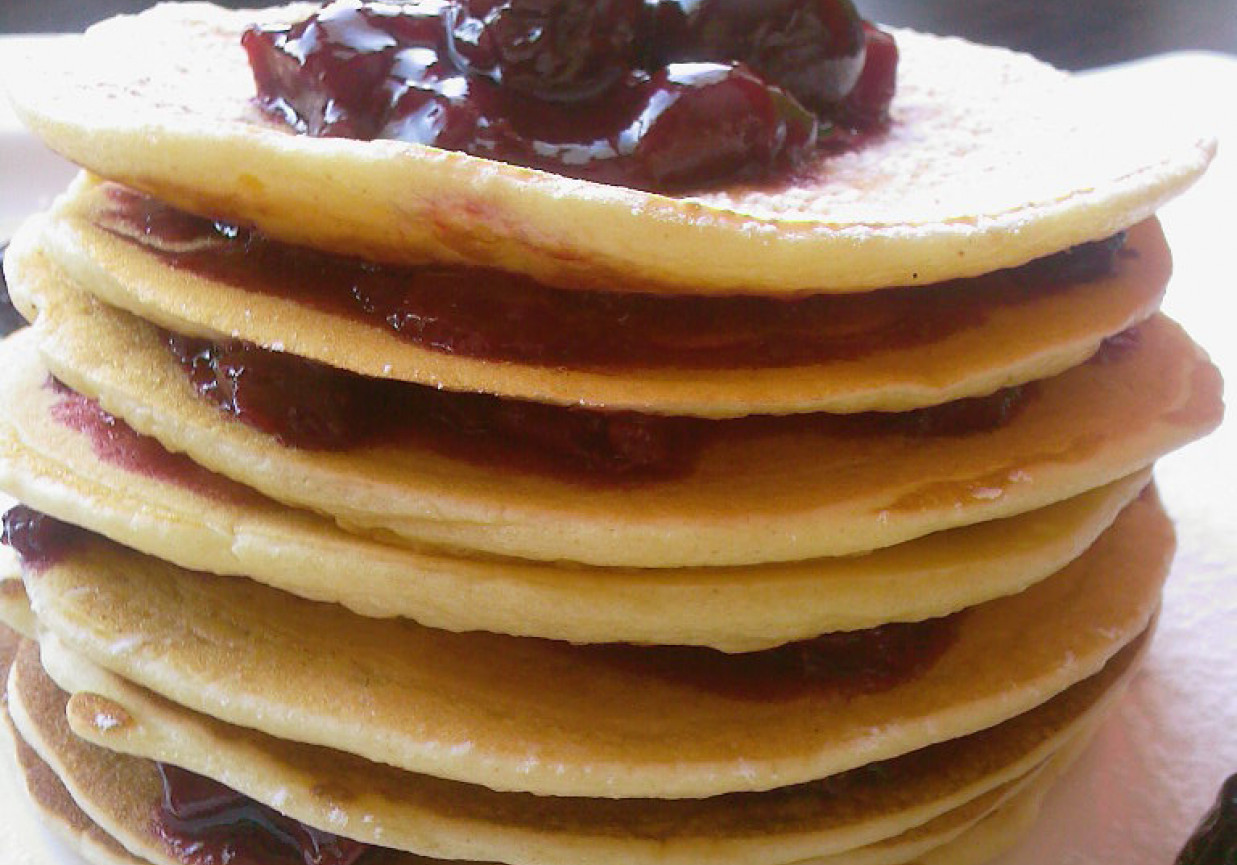 Pancakes - naleśniki amerykańskie foto