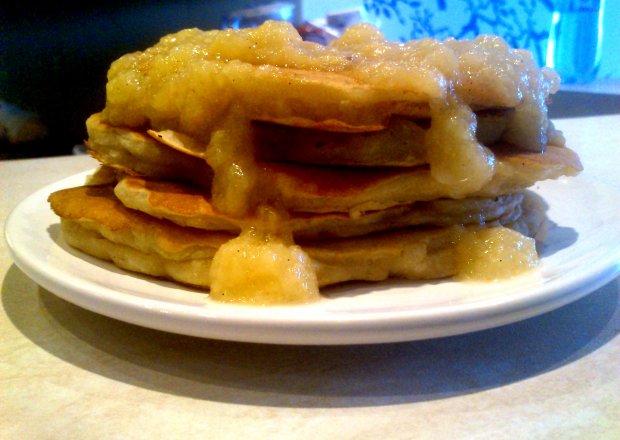 Fotografia przedstawiająca Pancakes podwójnie jabłkowe