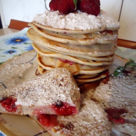 Krok 3 - Pancakes z malinami foto