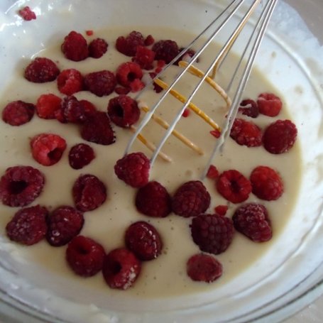 Krok 1 - Pancakes z malinami foto