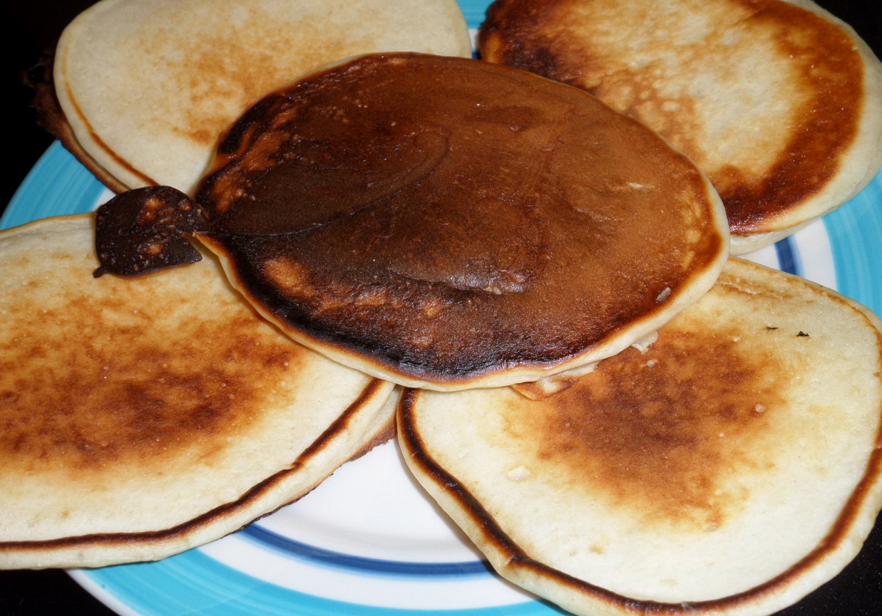 Pancakes z syropem klonowym foto