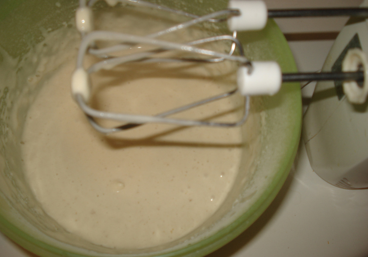 Pancakesy  z sosem malinowym foto