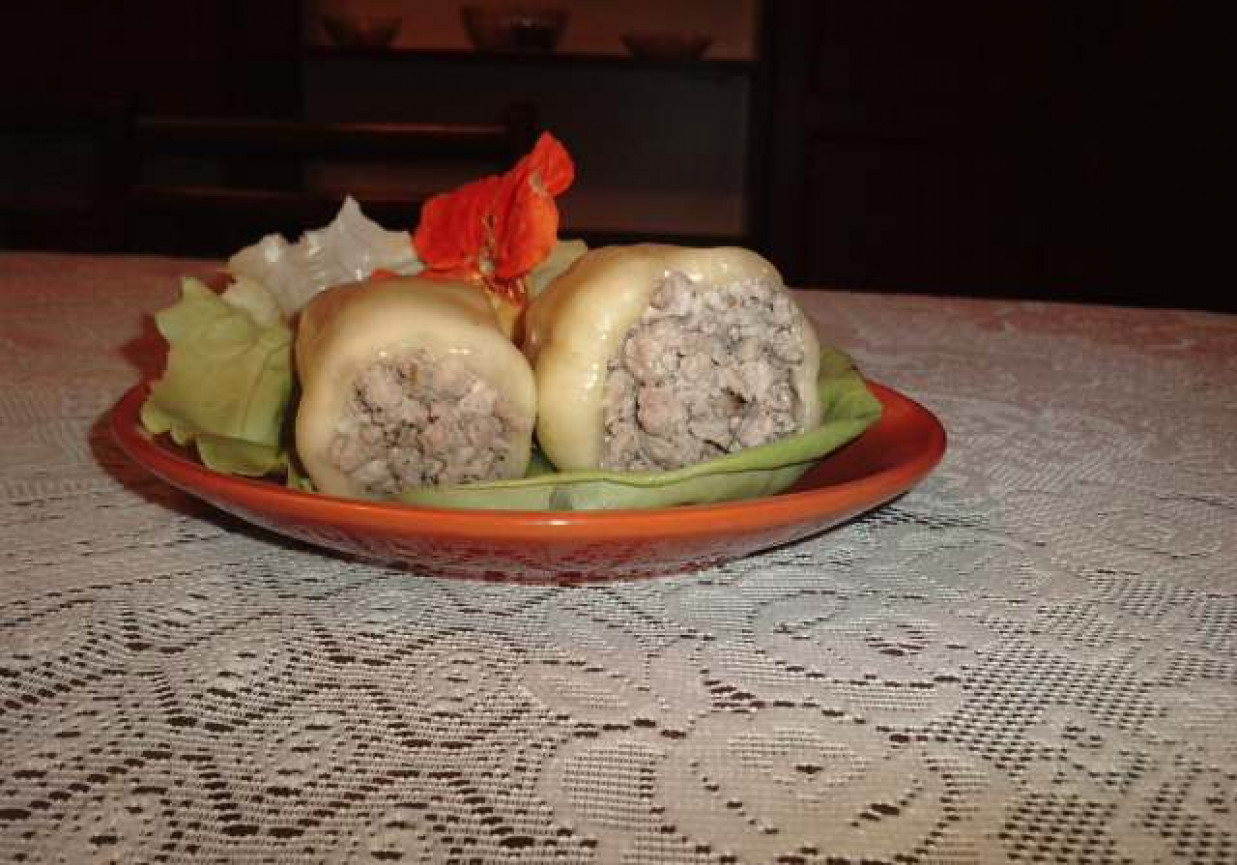 Papryka faszerowana mięsem foto