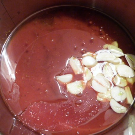 Krok 1 - Papryka w soku pomidorowym foto