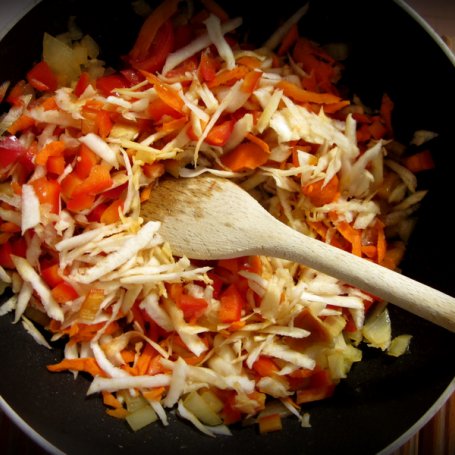 Krok 2 - Paprykarz warzywny z ryżem  foto