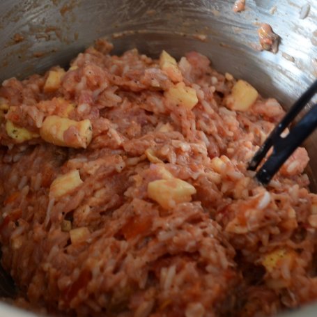 Krok 3 - Papryki faszerowane mięsem, ryżem i mozzarellą foto