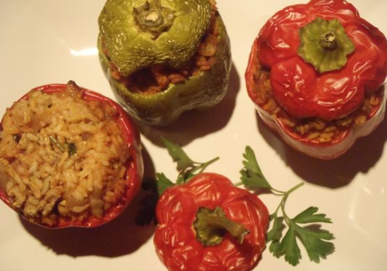 Papryki faszerowane foto