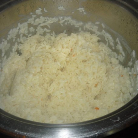 Krok 4 - Papryki nadziewane ryżem i mięsem mielonym foto