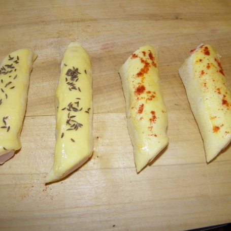 Krok 4 - Parówki w cieście krucho-drożdżowym foto