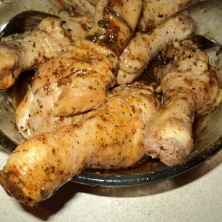 Krok 4 - Parzone- Grillowane pałki z kurczaka z rozmarynem, czosnkiem i ziołami  foto