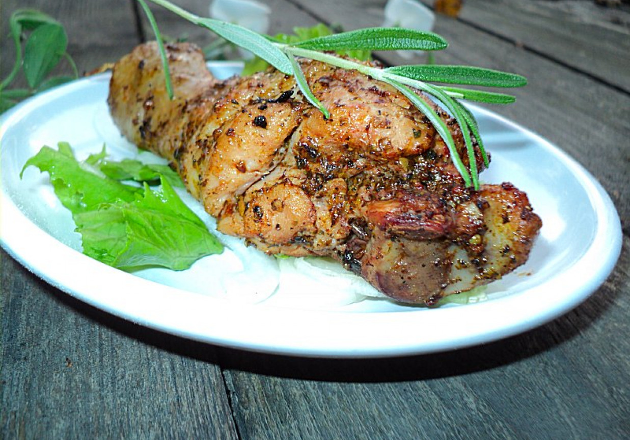 Parzone- Grillowane pałki z kurczaka z rozmarynem, czosnkiem i ziołami  foto