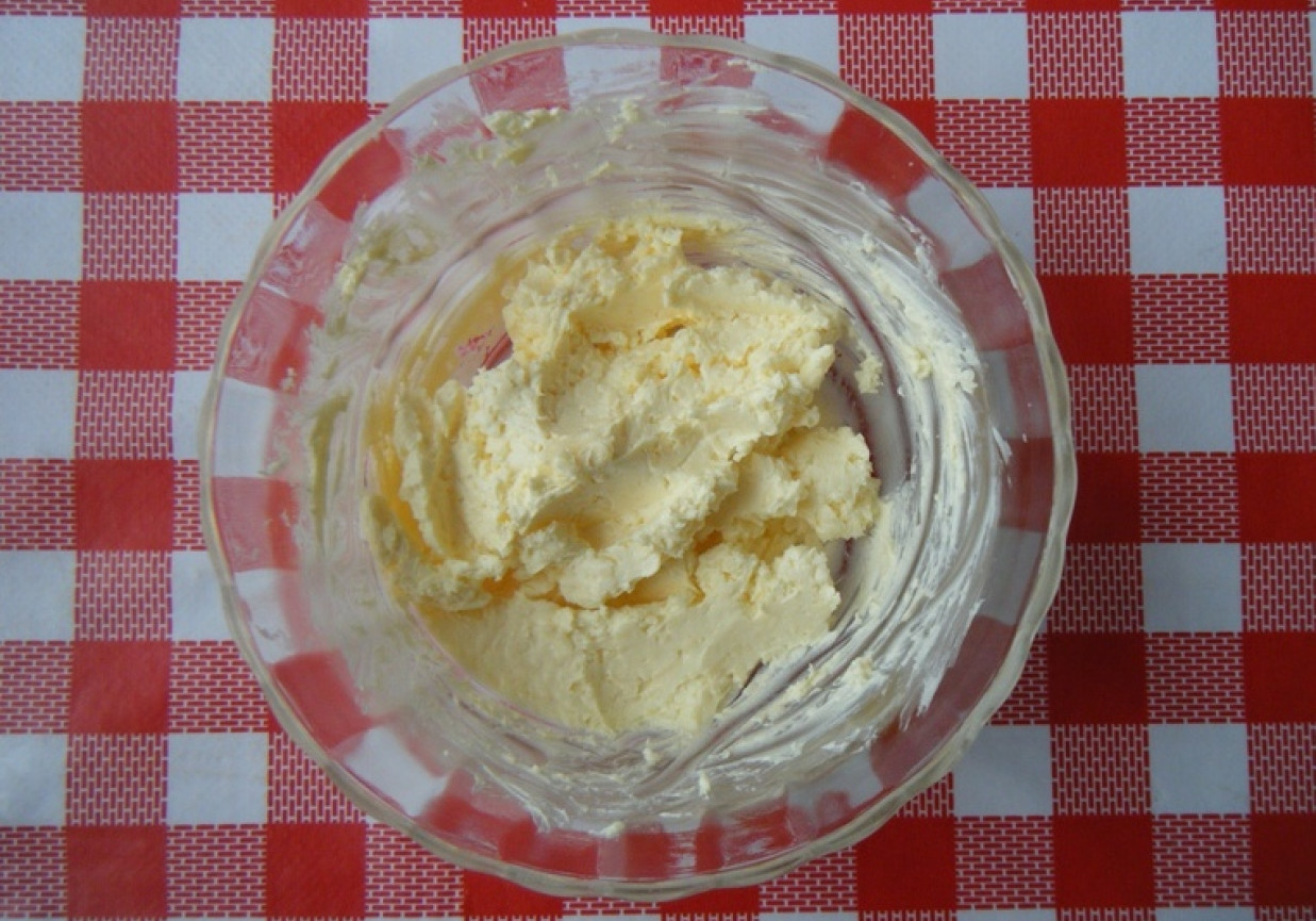 Pasta czosnkowo-serowa foto