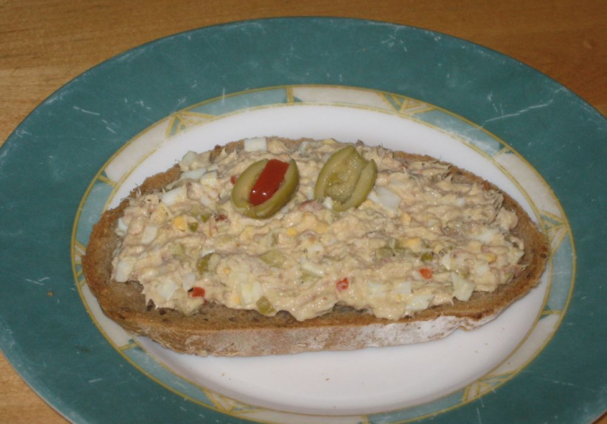 Pasta do kanapek z wędzonej makreli foto