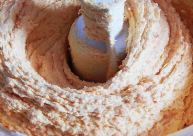 Fotografia przedstawiająca Pasta fasolowo-marchewkowa