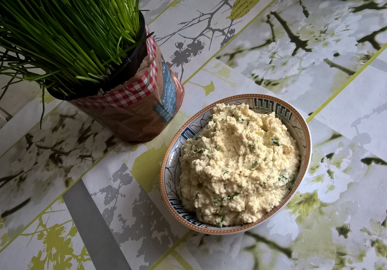 Pasta jajeczna z chrzanem i szczypiorkiem DoradcaSmaku.pl