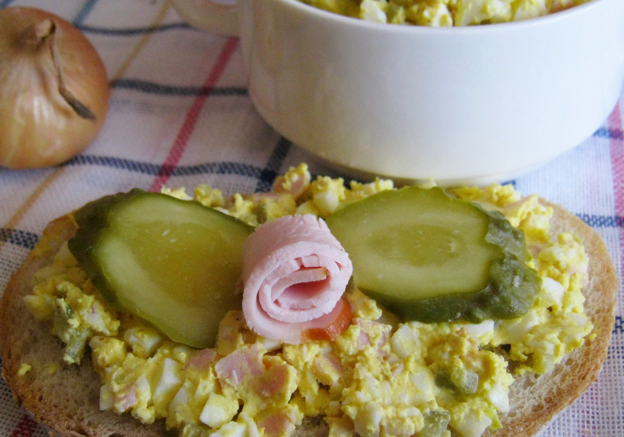 Pasta jajeczna z masłem i musztardą DoradcaSmaku.pl