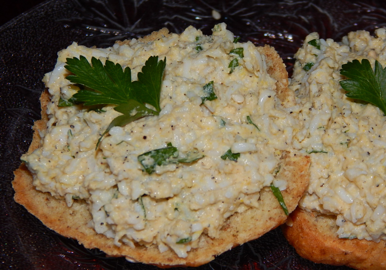 Pasta jajeczna z natką pietruszki DoradcaSmaku.pl