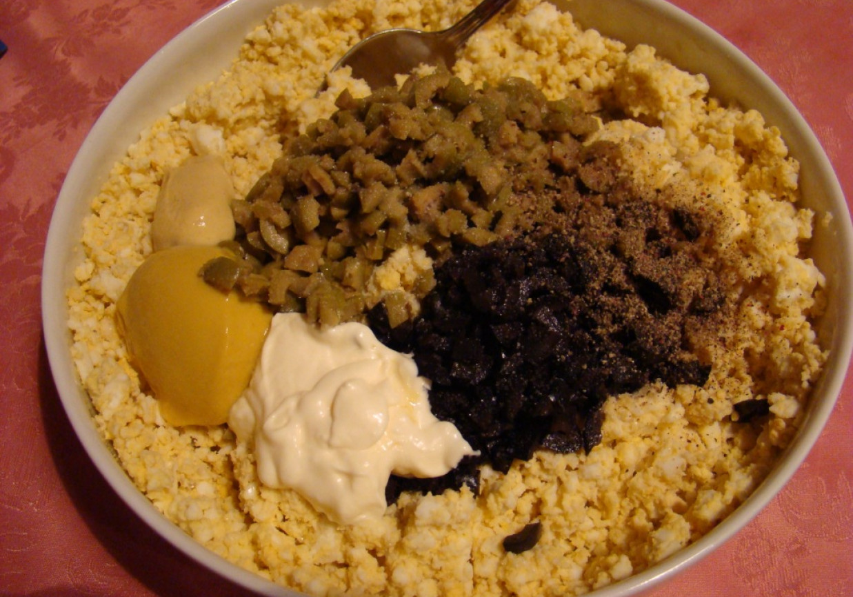 Pasta jajeczna z oliwkami DoradcaSmaku.pl