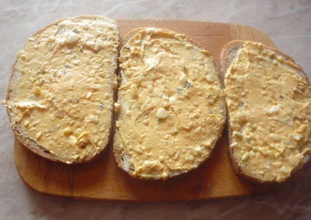 Fotografia przedstawiająca pasta jajeczna