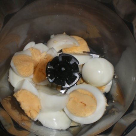 Krok 1 - Pasta jajeczna foto