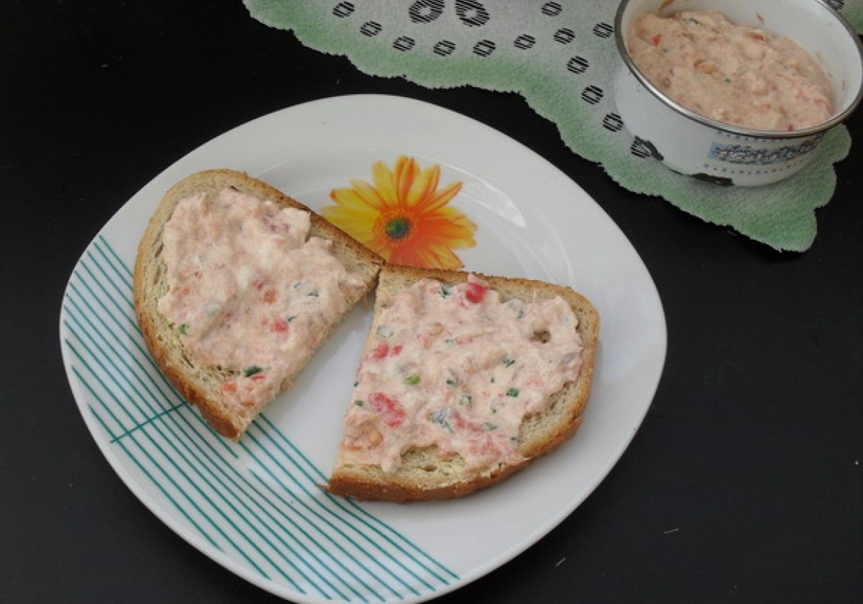 Pasta makrelowopomidorowa. DoradcaSmaku.pl