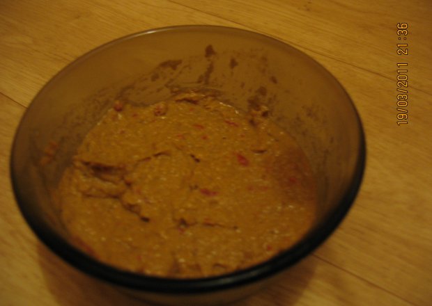 Fotografia przedstawiająca pasta rybna - czerwona
