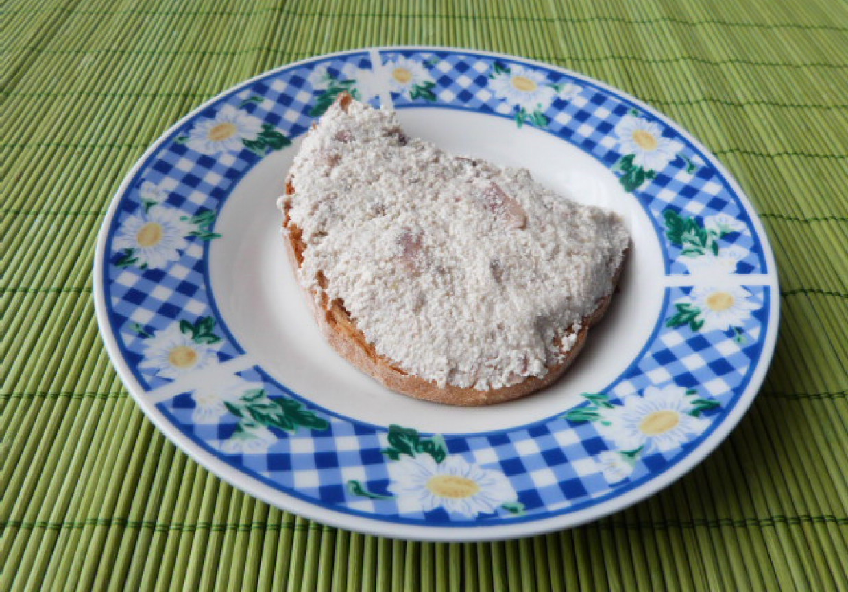 Pasta sardynkowa foto