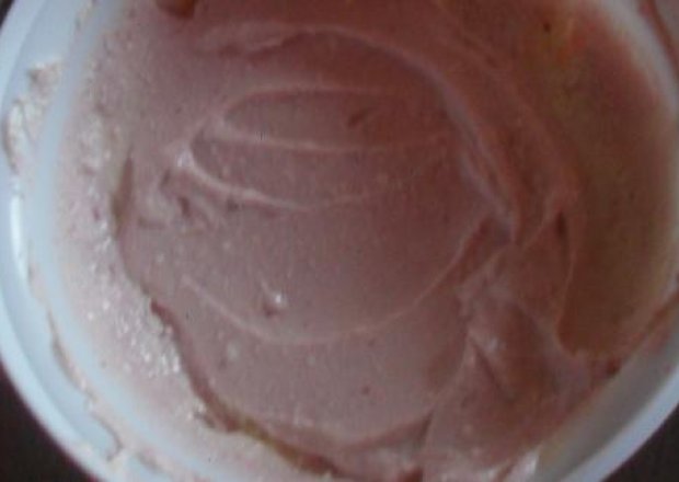 Fotografia przedstawiająca Pasta truskawkowa